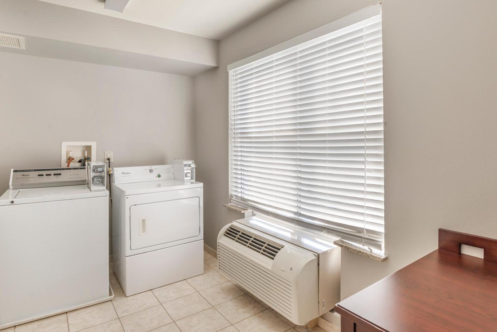 Country Inn & Suites By Radisson, Ashland - Hanover, Va Exteriör bild